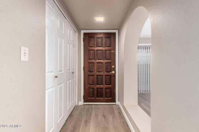 Foto del edificio - 10410 N Cave Creek Rd