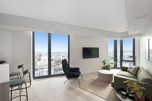 Foto principal - 500 Metropolitan Ave