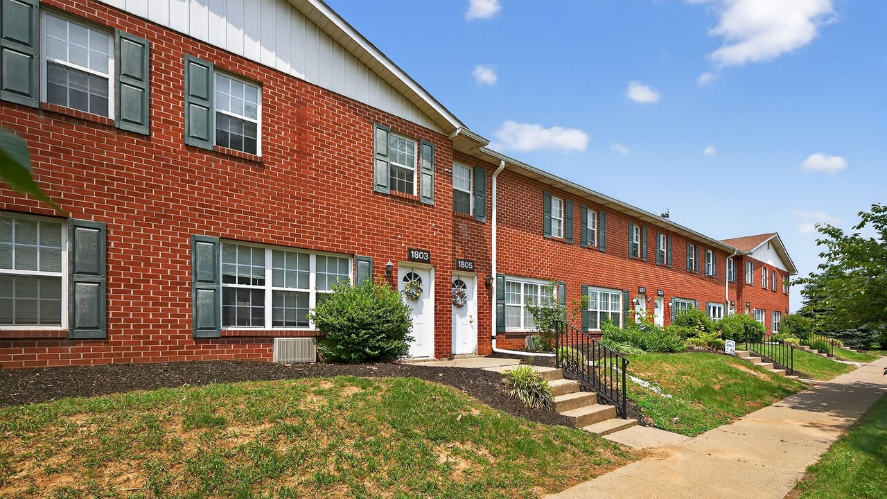 The Meadows at Lehigh Apartments photo 6