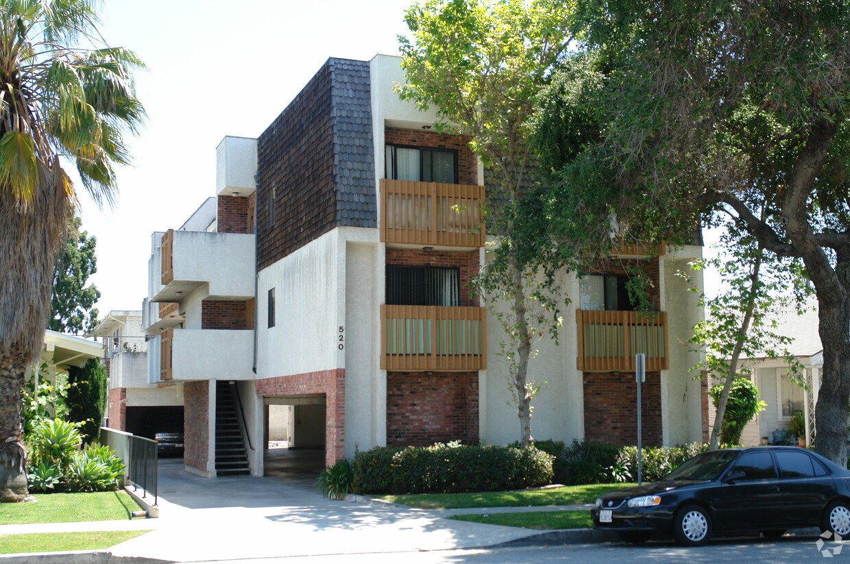 520 W Doran, Glendale, CA 91203 Apartments in Glendale, CA