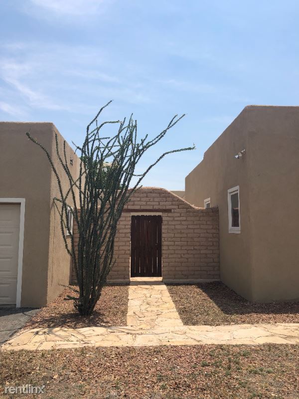 Foto del edificio - 1 br, 1 bath House - 406 N 4th St