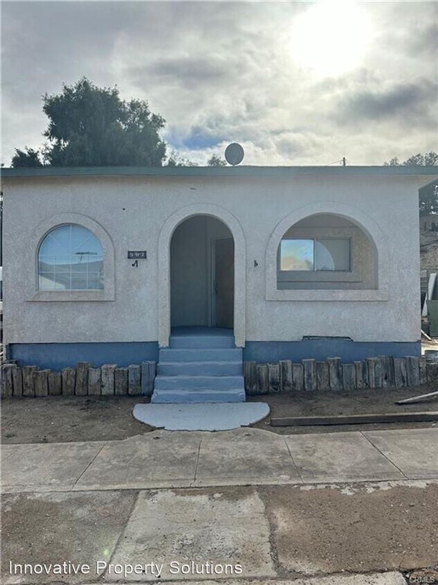 3 br, 2 bath House 507 Bazoobuth House Rental in Needles, CA