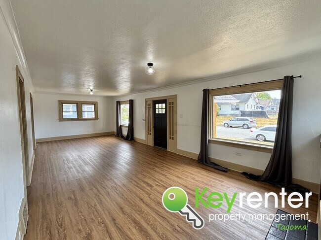 Foto del edificio - Character and Comfort in Tacoma, Spacious ...