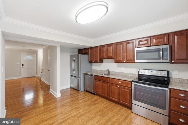 Foto del edificio - 524 Lancaster Pl