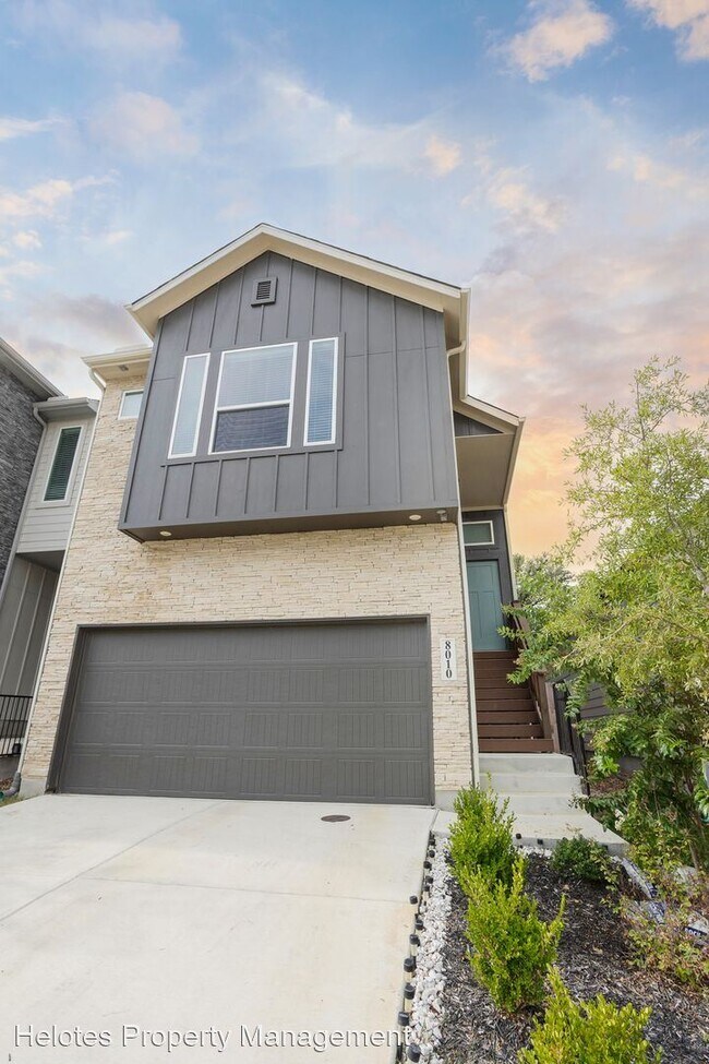 Foto del edificio - 3 br, 2.5 bath House - 8010 Needle Creek