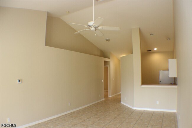 Foto del edificio - 4131 SW Santa Barbara Pl