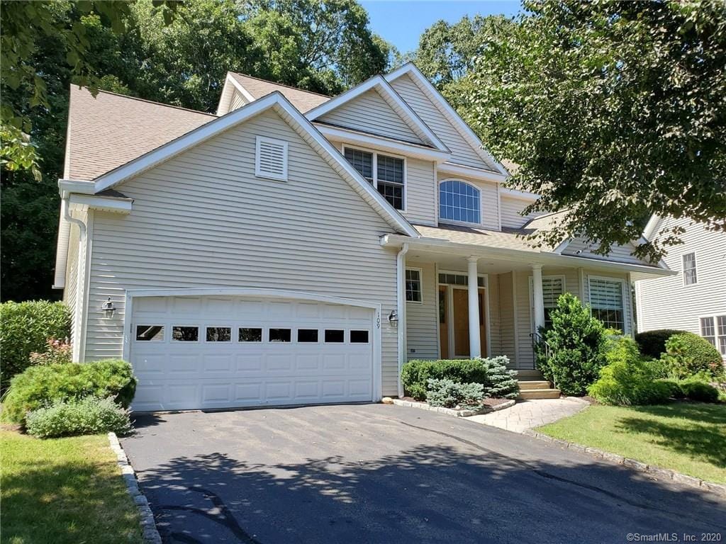 Primary Photo - 109 Governor Trumbull Way