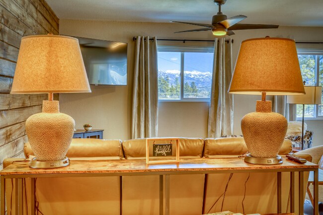 Building Photo - 72 Great W Ave