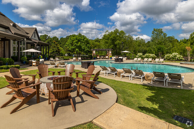 Piscina - The Ridge at Chenal Valley Apartments