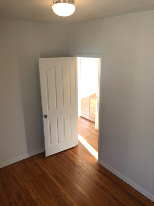 Foto del edificio - 27 Alton Pl