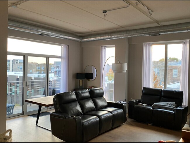 Foto del edificio - 4846 N Clark St