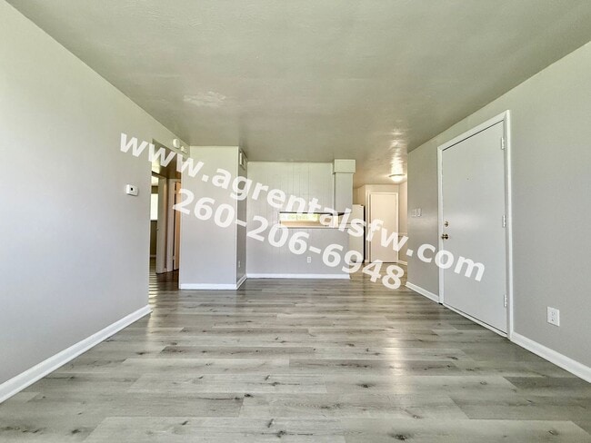 Building Photo - 4729 Northcrest Dr