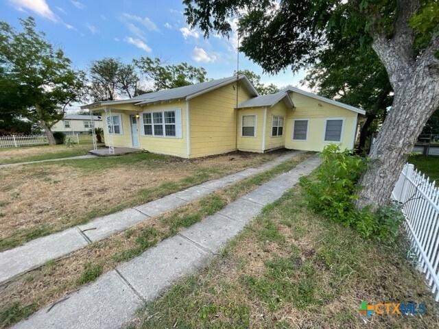 Building Photo - 306 S Park W