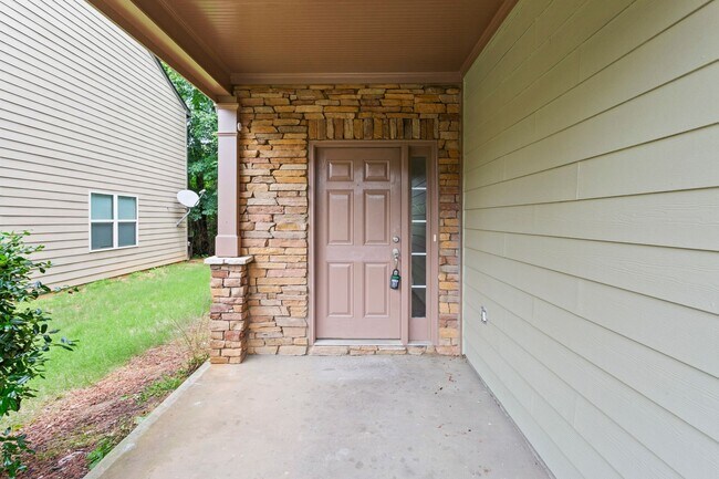 Foto del edificio - 4BR in sought after Centennial Lakes