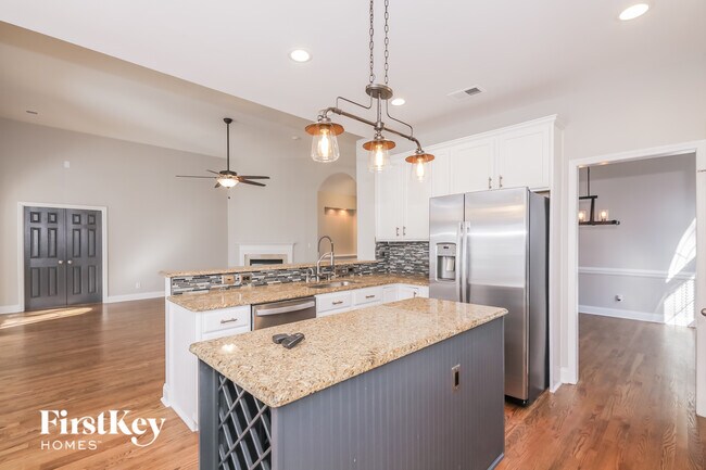 Foto del edificio - 11718 Kennon Ridge Ln