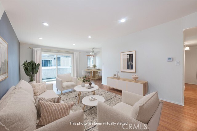 Foto del edificio - 5412 Lindley Ave