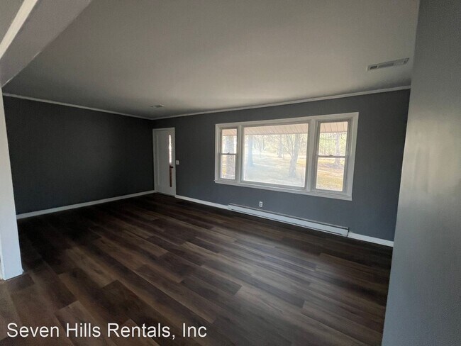 Building Photo - 3 br, 1.5 bath House - 197 Oreburg Road