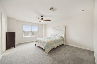 Building Photo - 17923 Hollow Hill Ln