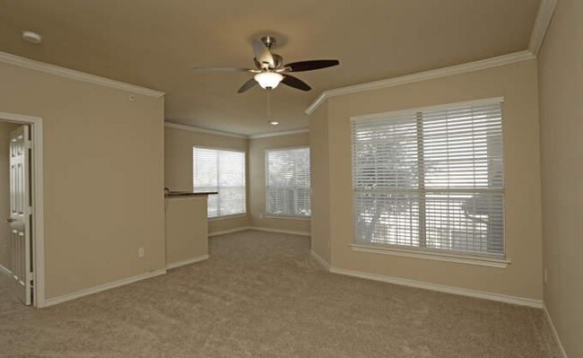 Foto del edificio - 1 bedroom in Dallas TX 75287