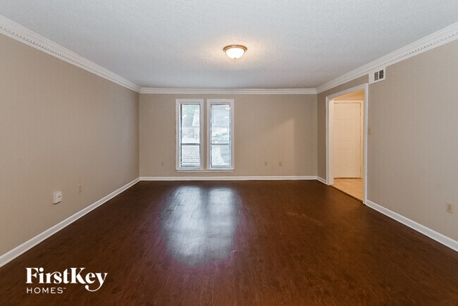 Building Photo - 4505 Laird Dr