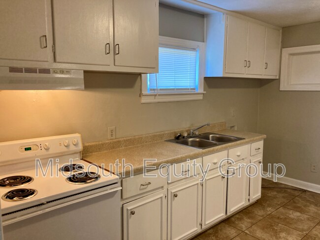 Foto del edificio - 54 Monroe Ave