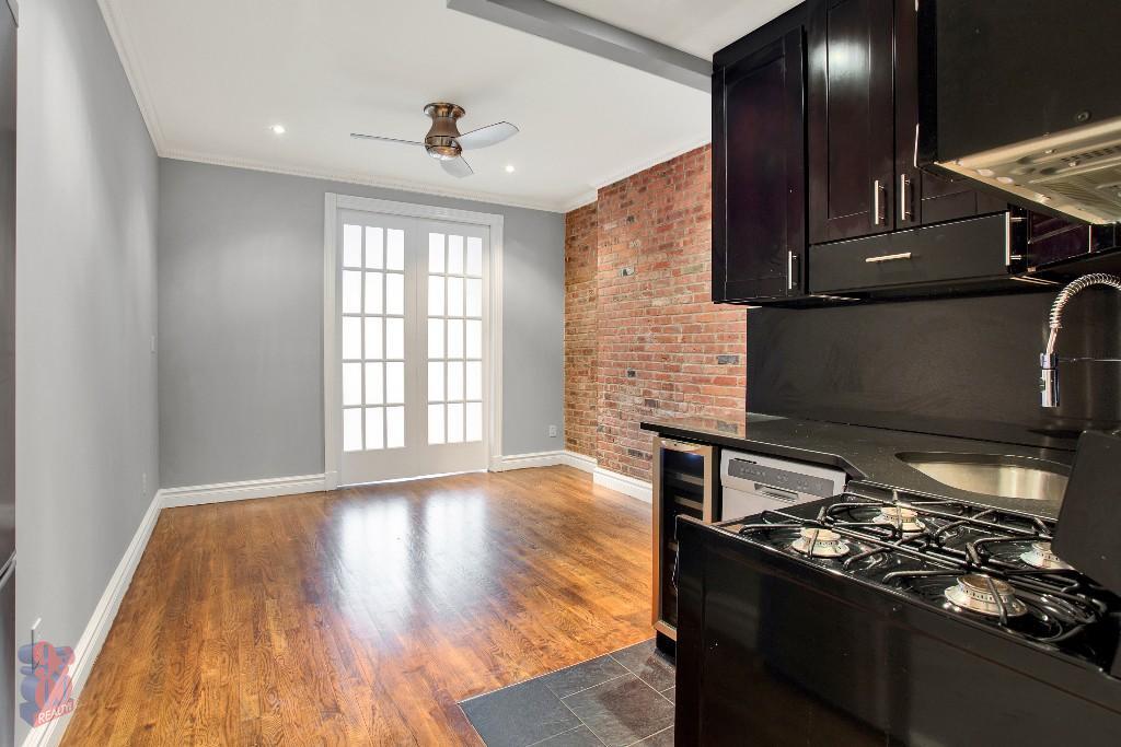 Photo - 250 Mott St (Prince & Houston St), #13