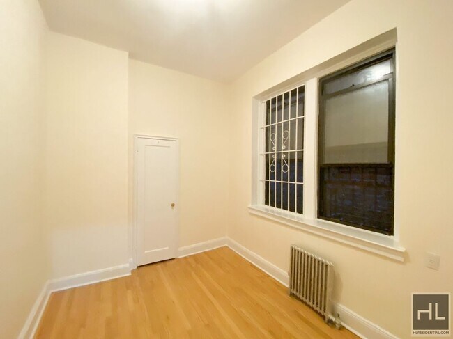 Foto del edificio - EAST 82 STREET