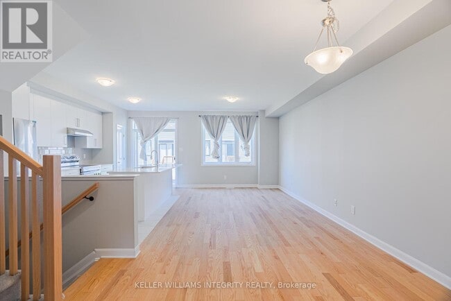 Building Photo - 96 OSLER St