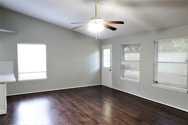 Foto del edificio - 10330 Rancho Bernardo Ln
