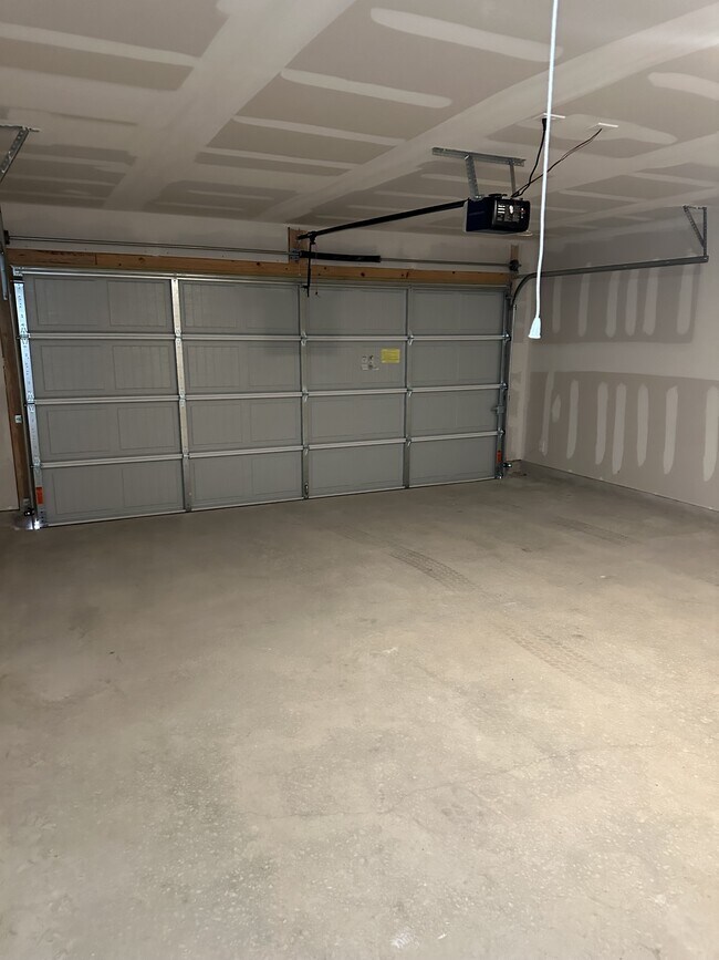 Building Photo - 3230 Carducci Dr