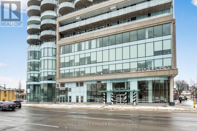 Photo du bâtiment - 805 Carling Ave