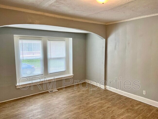 Foto del edificio - 1524 N Tacoma Ave