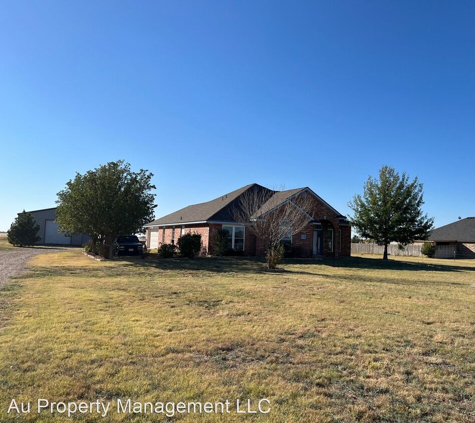 3 br, 2 bath House 15702 OUTBACK TRL House Rental in Amarillo, TX
