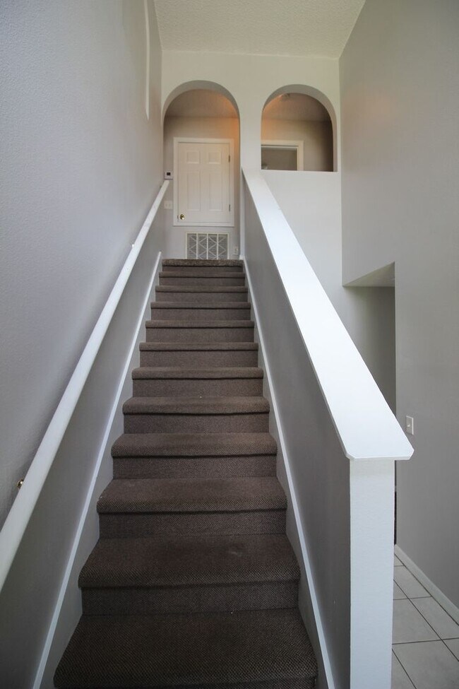 Foto del edificio - 3617 Stonefield Dr