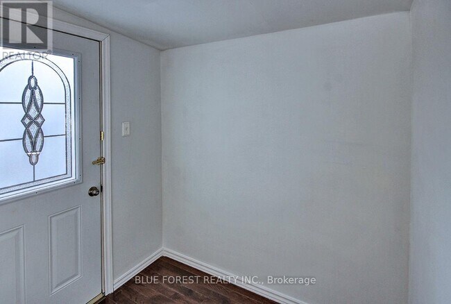 Photo du bâtiment - 146 Emerson Ave