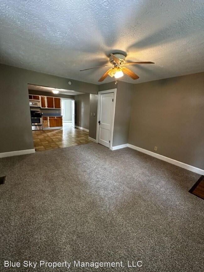 Foto del edificio - 3 br, 1 bath House - 1300 W 17Th St