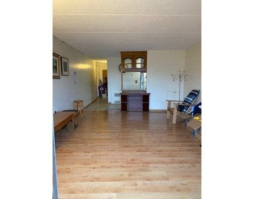 Foto del edificio - 200 Swanton St