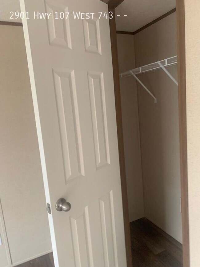 Foto del edificio - 2901 TX-107