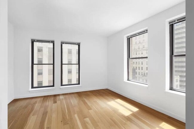 Foto del edificio - 3 bedroom in New York NY 10005