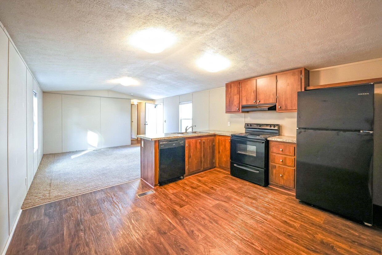 Foto principal - 3901 E St Charles Rd