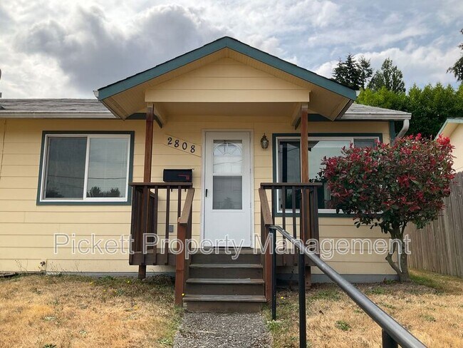 Foto del edificio - 2808 Walnut Ct