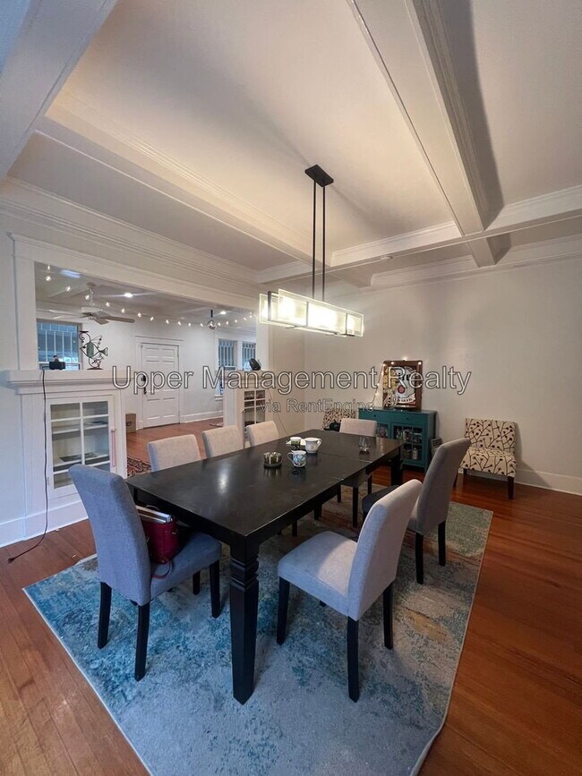 Foto del edificio - 1726 Pine St