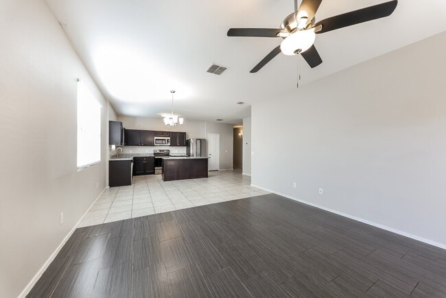 Building Photo - 6981 S Blue Hills Dr