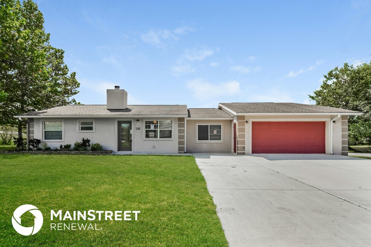Foto principal - 4820 Camus St