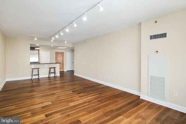 Foto del edificio - 440 S Broad St
