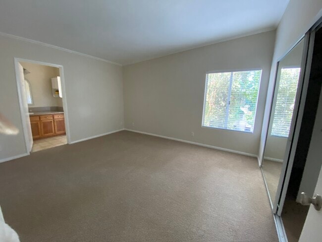 Master Bedroom - 9950 Jordan Ave