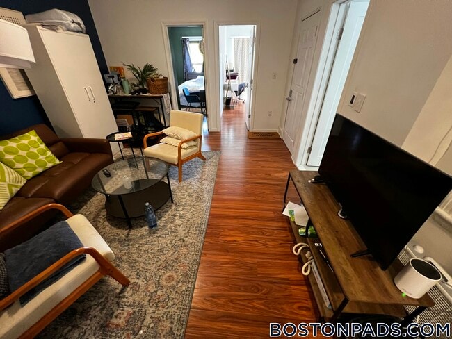 Foto del edificio - 871 Harrison Ave