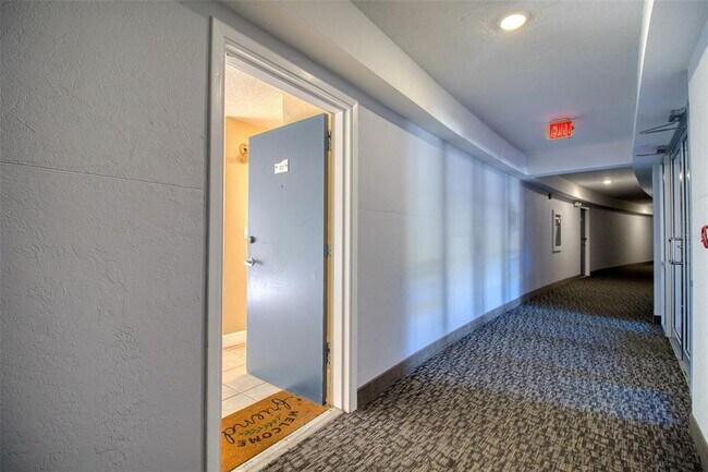 Foto del edificio - 3315 58th Ave S