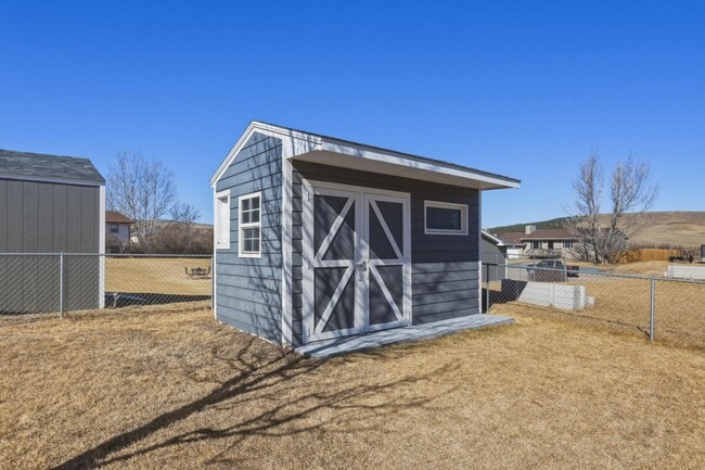 Building Photo - 4517 Three Rivers Dr