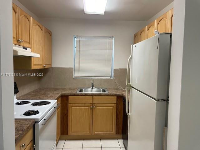 Building Photo - 419 S Crescent Dr